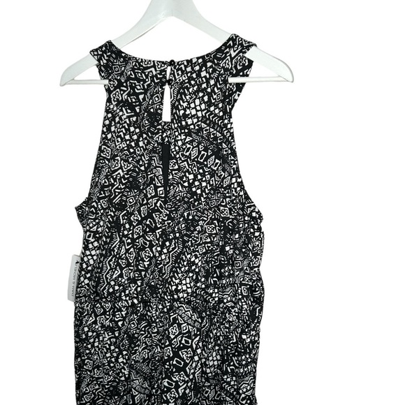 New Emma & Michelle  Women’s Romper Jumpsuit Size XL Black White Pattern BNWT - Picture 6 of 7
